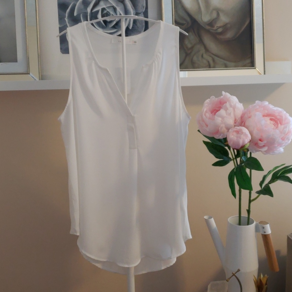 NWT Ivory Lush tank blouse